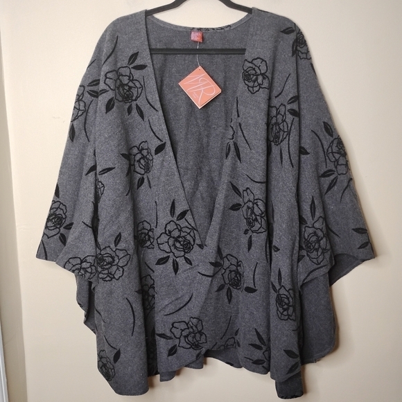 NWT Vintage Madison Ridge Wool Blend Cape | Gray Black Velvet Floral Evening - Picture 3 of 9